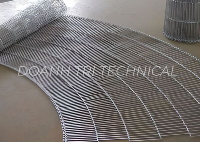 BĂNG TẢI LƯỚI INOX CONG SỢI THANG