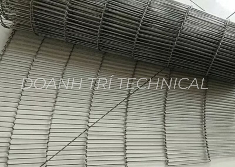 BĂNG TẢI LƯỚI INOX CONG SỢI THANG