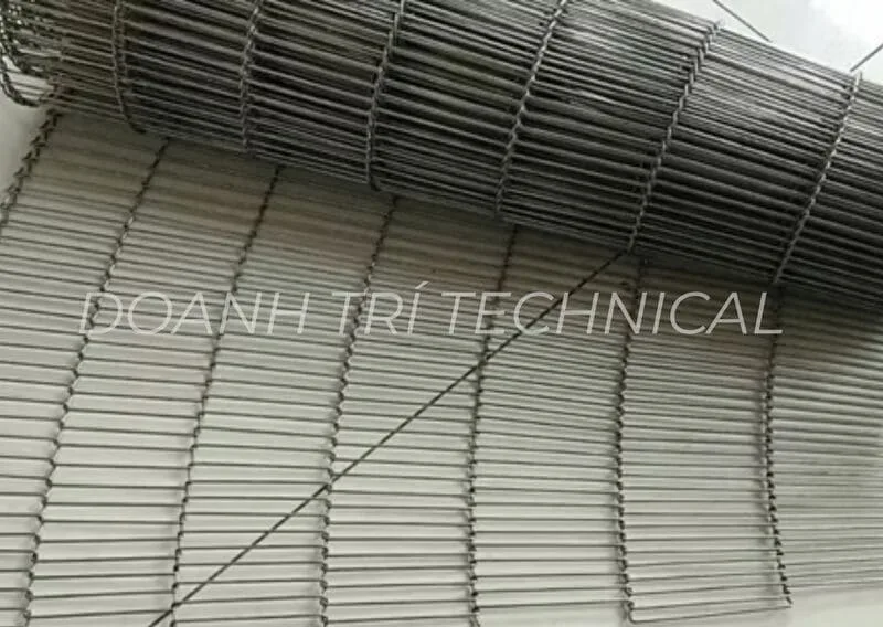 BĂNG TẢI LƯỚI INOX CONG SỢI THANG