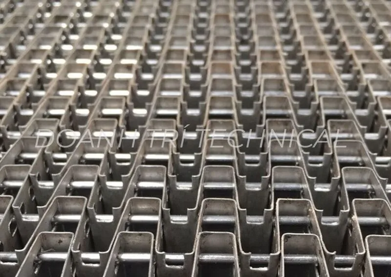 Băng tải lưới inox móng ngựa