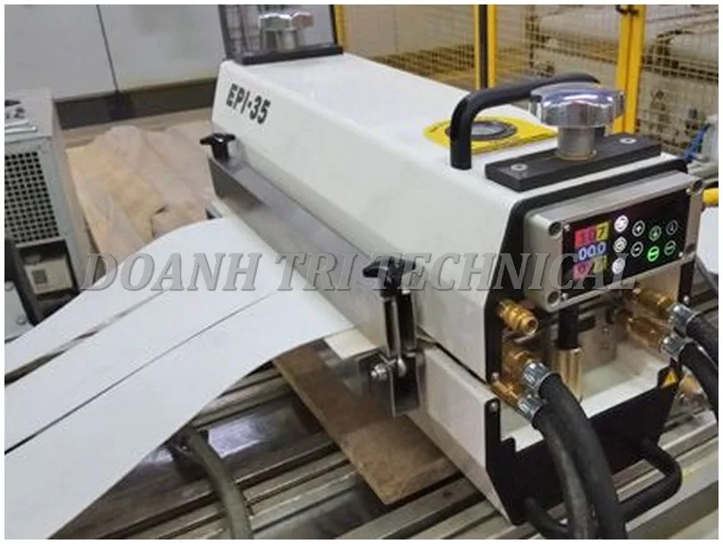 MÁY ÉP DÁN NỐI BĂNG TẢI PVC PU VÀ PE LÀM MÁT BẰNG NƯỚC
